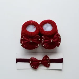 Sapatinho com laço e Strass e faixinha